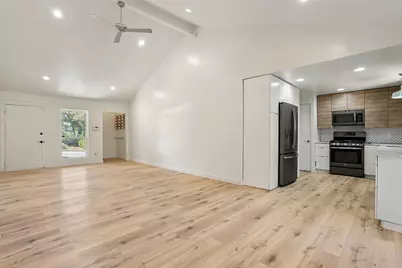 3103 Matador Drive, Austin, TX 78741 - Photo 12