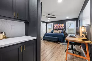 4006 King's Canyon Dr, Taylor, TX 76574 - Photo 10