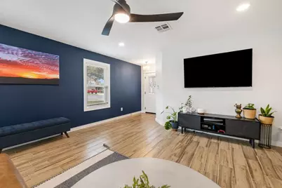 4006 Kings Canyon Drive, Taylor, TX 76574 - Photo 8