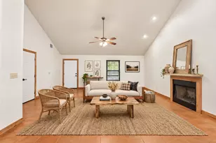 2141 S Rainbow Ranch Rd, Wimberley, TX 78676 - Photo 2
