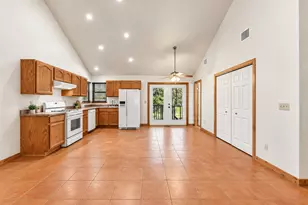 2141 S Rainbow Ranch Rd, Wimberley, TX 78676 - Photo 6
