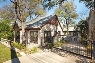 802 E Dean Keeton St, Austin, TX 78705 - Photo 1