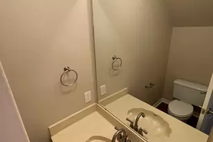 715 W 22 1/2 St, Austin, TX 78705 - Photo 8