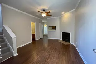 715 W 22 1/2 St, Austin, TX 78705 - Photo 4