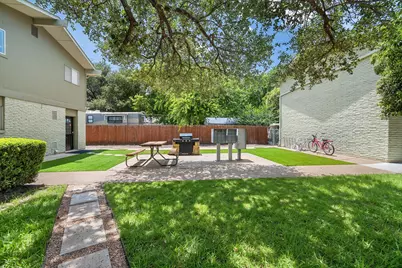 806 E 13th Street #104, Georgetown, TX 78626 - Photo 38