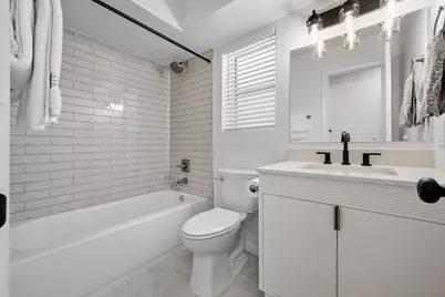 806 E 13th Street #104, Georgetown, TX 78626 - Photo 20