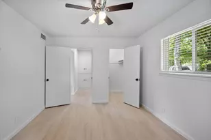 806 E 13th St, Georgetown, TX 78626 - Photo 18