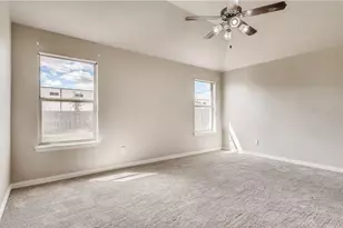 108 Wallin Farms Dr, Hutto, TX 78634 - Photo 14