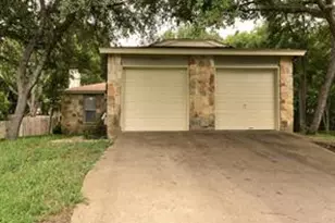 9802 Hundred Oaks Cir, Austin, TX 78750 - Photo 2