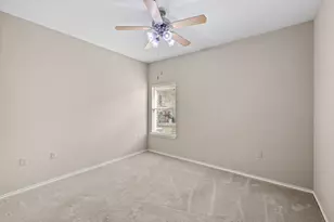 11213 Liberty Farms Dr, Austin, TX 78754 - Photo 10