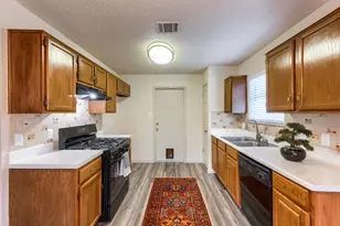 814 Smoke Signal Pass, Pflugerville, TX 78660 - Photo 2