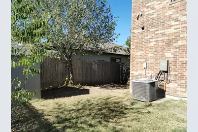 12909 Perconte Drive, Del Valle, TX 78617 - Photo 14