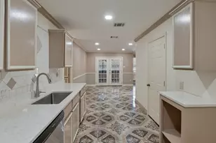 4805 Crest Oak Rd, Austin, TX 78744 - Photo 22