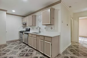 4805 Crest Oak Rd, Austin, TX 78744 - Photo 12