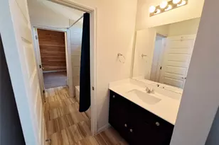 7800 Hillock Terrace, Austin, TX 78744 - Photo 26