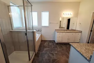 7800 Hillock Terrace, Austin, TX 78744 - Photo 18