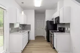 11816 Dave Silk Dr, Austin, TX 78748 - Photo 8