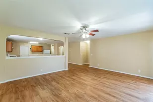 207 Mitchell Dr, Hutto, TX 78634 - Photo 4