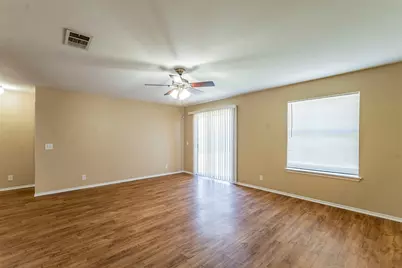 207 Mitchell Drive, Hutto, TX 78634 - Photo 2