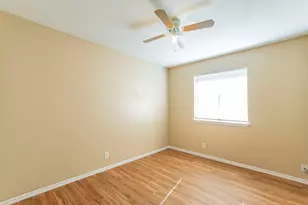 207 Mitchell Dr, Hutto, TX 78634 - Photo 18