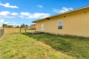 1310 W Fm 487, Jarrell, TX 76537 - Photo 20