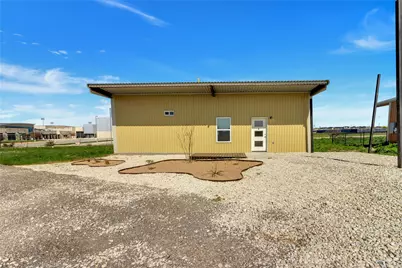1310 W Fm 487 #E, Jarrell, TX 76537 - Photo 18