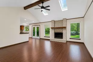11012 Alhambra Dr, Austin, TX 78759 - Photo 6