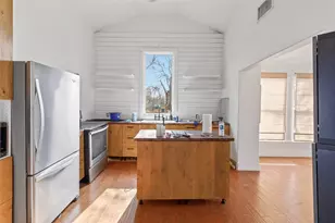 323 Cedar Ln, Cedar Creek, TX 78612 - Photo 12