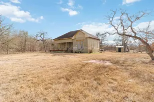 323 Cedar Ln, Cedar Creek, TX 78612 - Photo 2