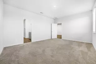 105 Escala Wy, San Marcos, TX 78666 - Photo 14