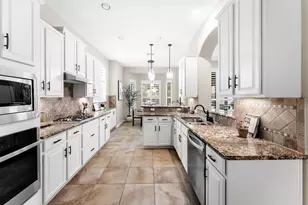 12025 Montclair Bend, Austin, TX 78732 - Photo 4