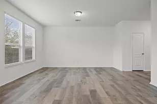17015 Gibbons Path, Round Rock, TX 78664 - Photo 2