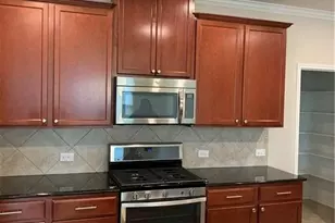 6124 Mantalcino Dr, Round Rock, TX 78665 - Photo 2