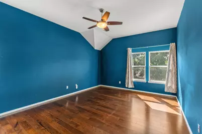 504 Pleasant Valley Drive, Pflugerville, TX 78660 - Photo 18