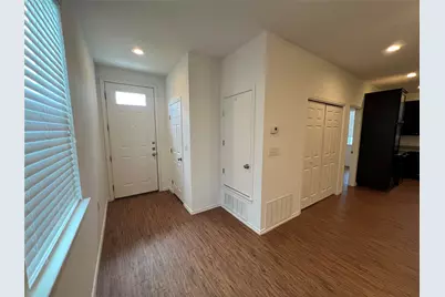 805 Hallie Cove, Lockhart, TX 78644 - Photo 6