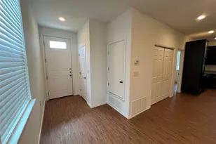 805 Hallie Cove, Lockhart, TX 78644 - Photo 6