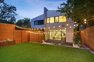 607 Terrell Hill Dr, Austin, TX 78704 - Photo 20