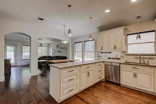 2410 Hutton Ln, Leander, TX 78641 - Photo 8