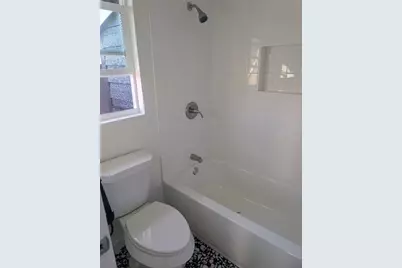 3019 E 12th Street, Austin, TX 78702 - Photo 12