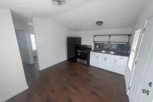 3019 E 12th St, Austin, TX 78702 - Photo 6