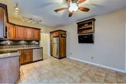 2210 Pearl Street #206, Austin, TX 78705 - Photo 4