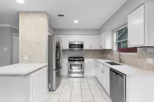 6200 La Naranja Ln, Austin, TX 78749 - Photo 10