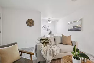 4307 S 1st St, Austin, TX 78745 - Photo 10