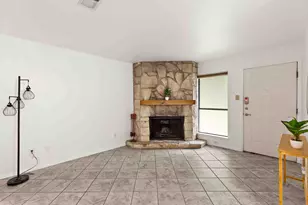 4307 S 1st St, Austin, TX 78745 - Photo 8