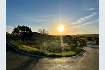 301 Hideaway, Horseshoe Bay, TX 78657 - Photo 2