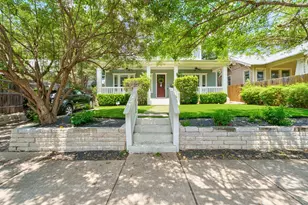 1008 W 22nd St, Austin, TX 78705 - Photo 2