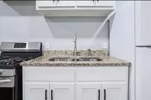 117 Emma St, Bartlett, TX 76511 - Photo 6