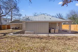 1605 S Austin Ave, Georgetown, TX 78626 - Photo 30