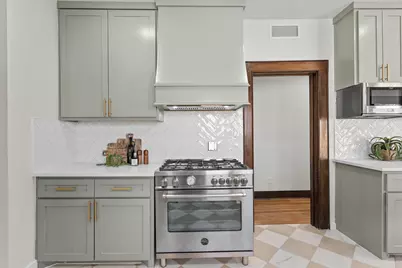 1605 S Austin Avenue, Georgetown, TX 78626 - Photo 14