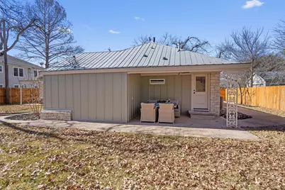 1605 S Austin Avenue, Georgetown, TX 78626 - Photo 30